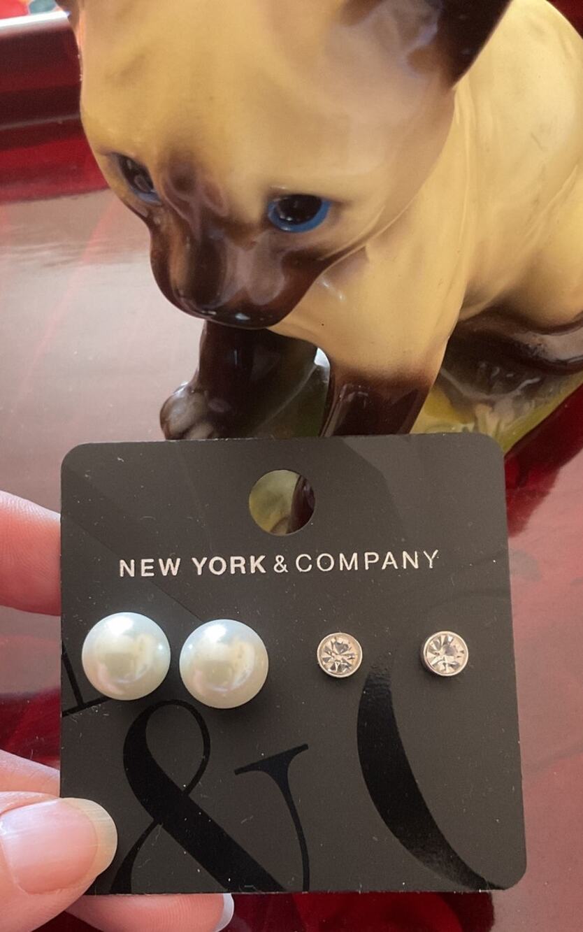 NWT New York & Co. Set Of Earrings Studs Pearls Rhinestones